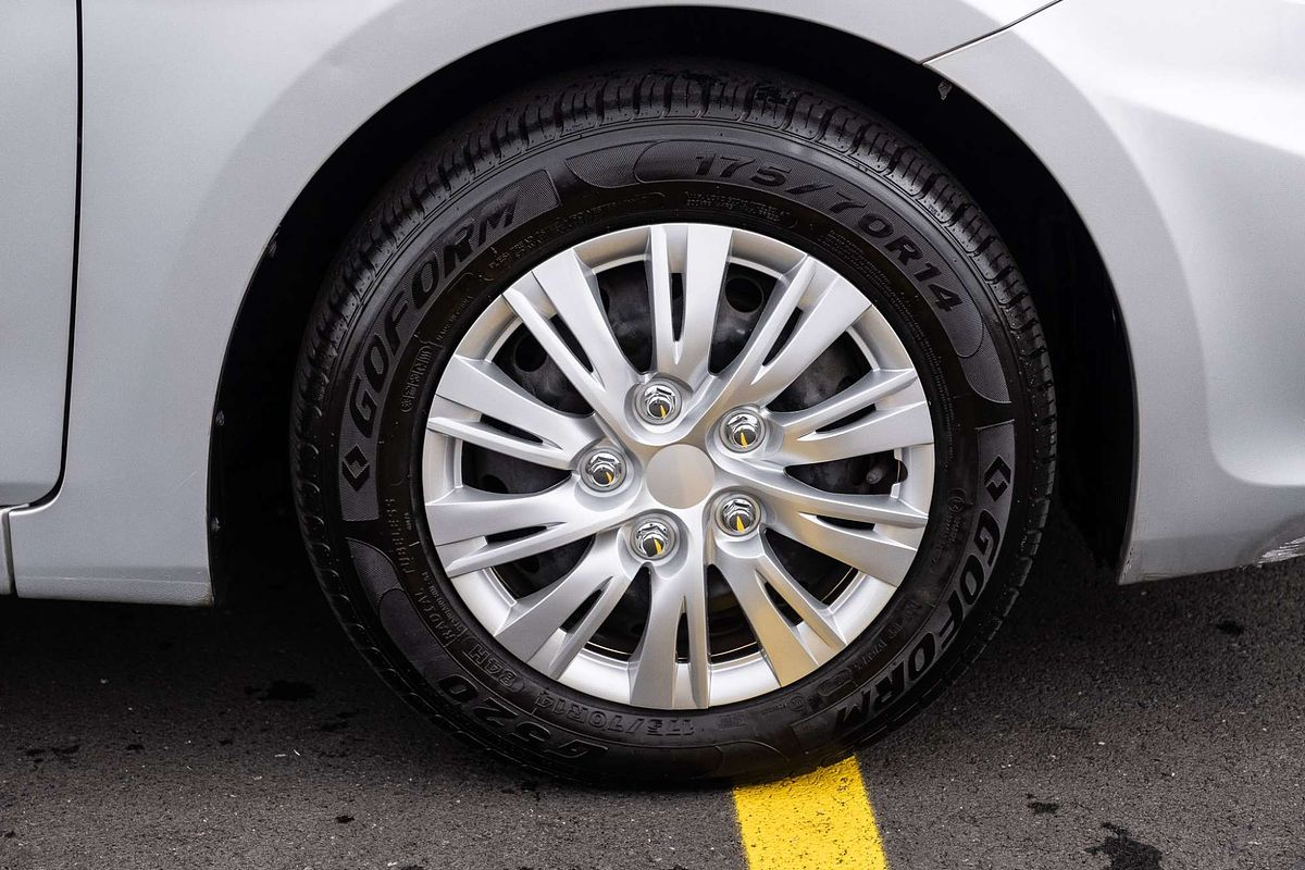 2014 Hyundai Accent Active RB2