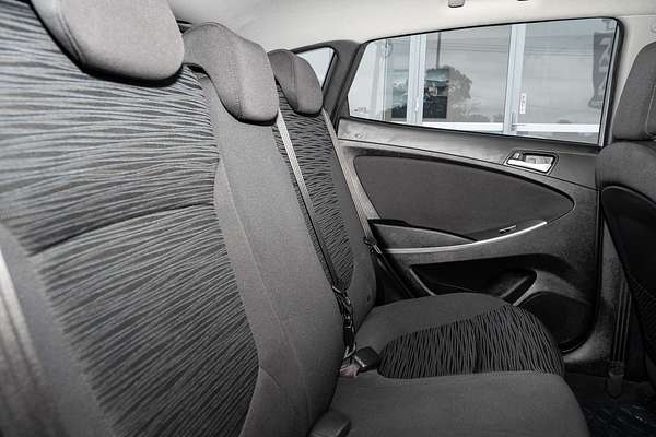 2014 Hyundai Accent Active RB2