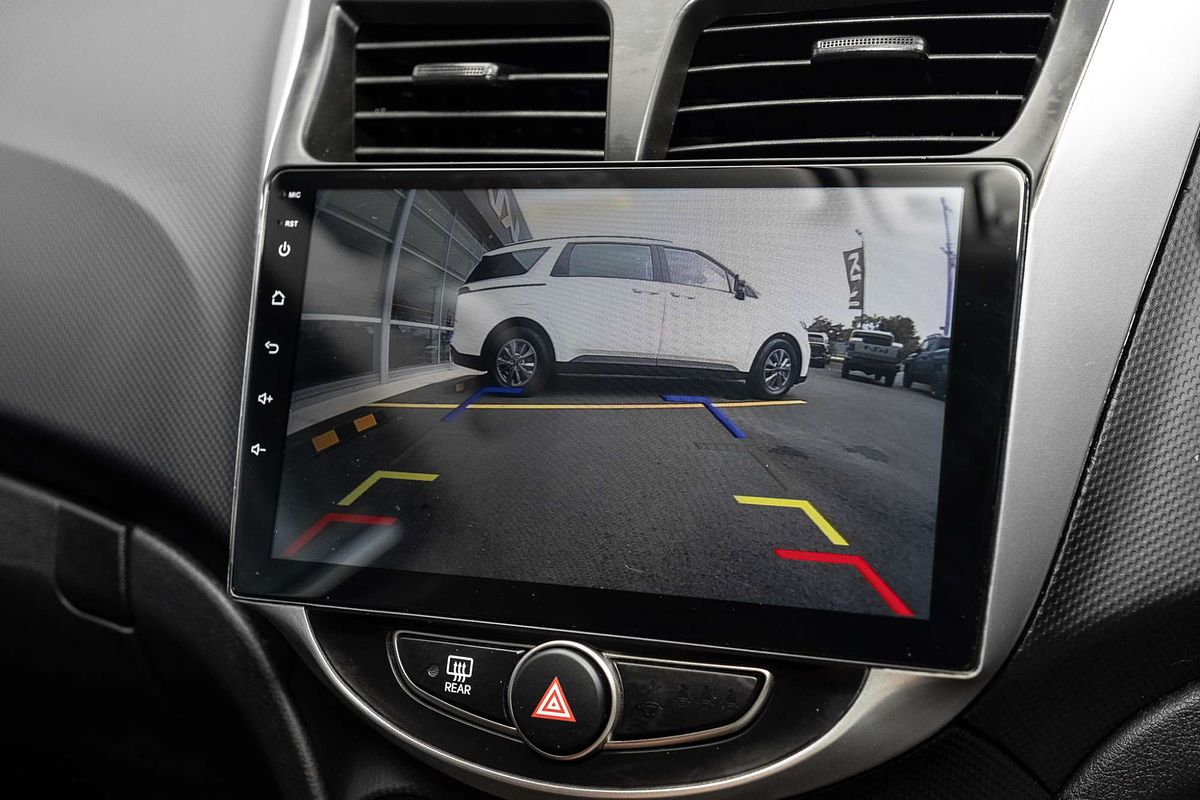 2014 Hyundai Accent Active RB2