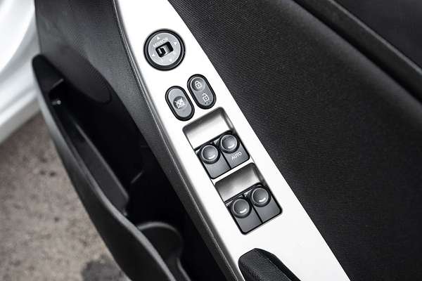 2014 Hyundai Accent Active RB2