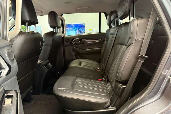 2024 Isuzu MU-X LS-T
