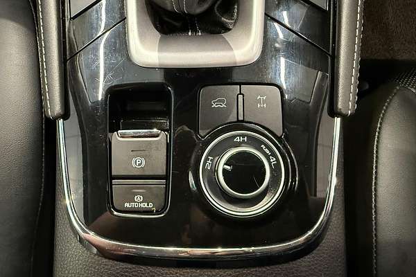 2024 Isuzu MU-X LS-T