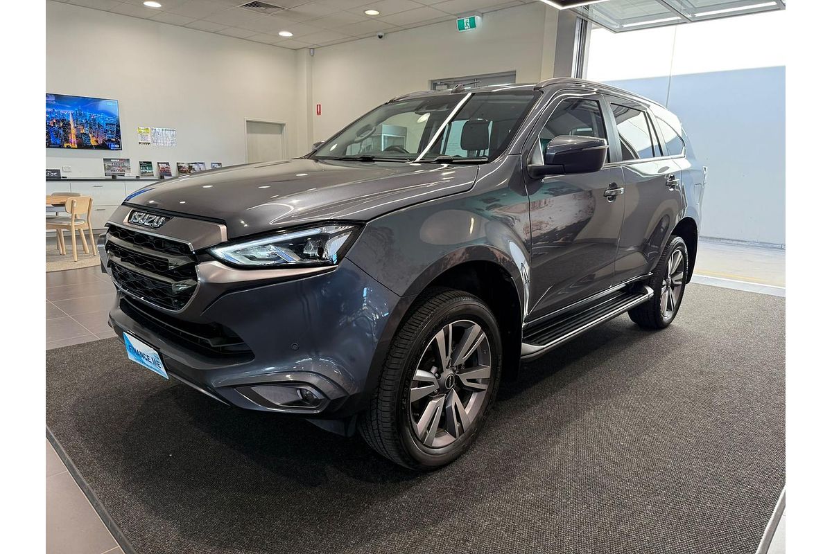2024 Isuzu MU-X LS-T