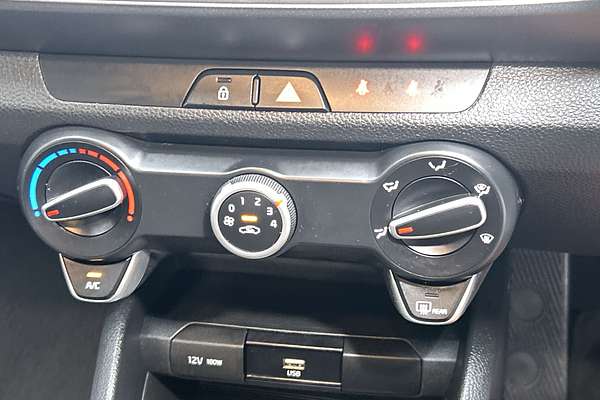 2021 Kia Stonic S YB