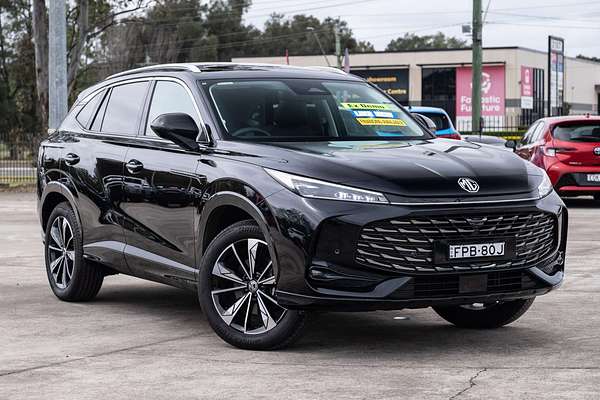 2024 MG HS Essence AS33