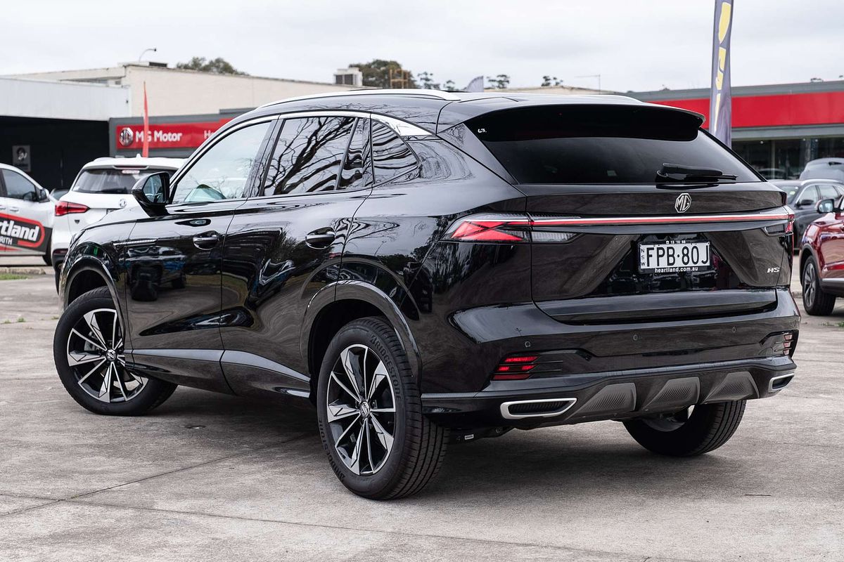 2024 MG HS Essence AS33