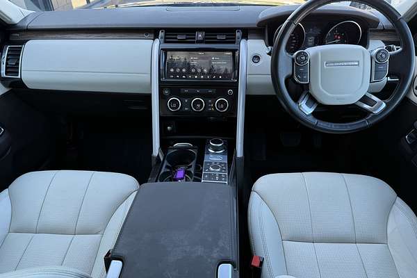 2017 Land Rover Discovery TD6 HSE Series 5