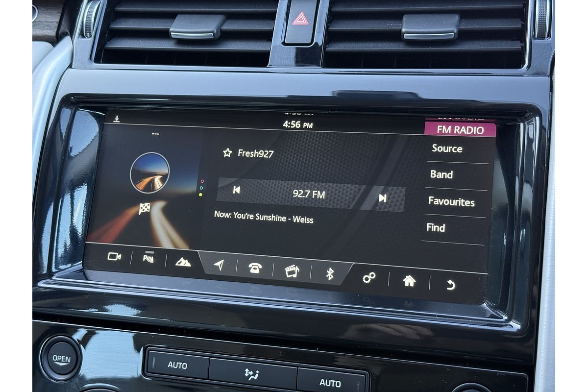 2017 Land Rover Discovery TD6 HSE Series 5
