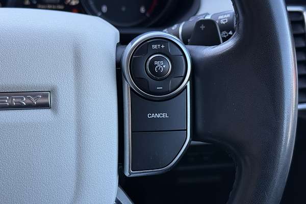 2017 Land Rover Discovery TD6 HSE Series 5