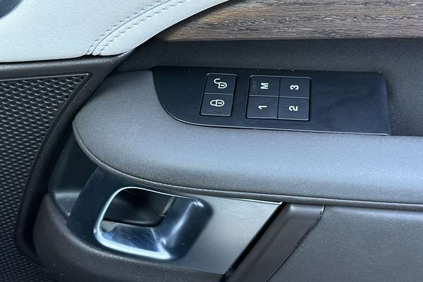 2017 Land Rover Discovery TD6 HSE Series 5