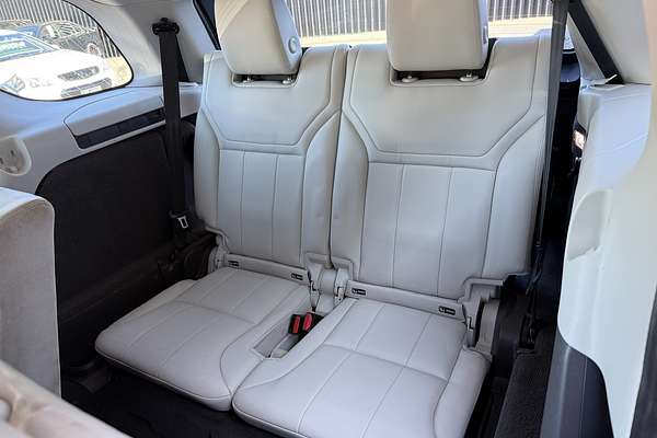 2017 Land Rover Discovery TD6 HSE Series 5