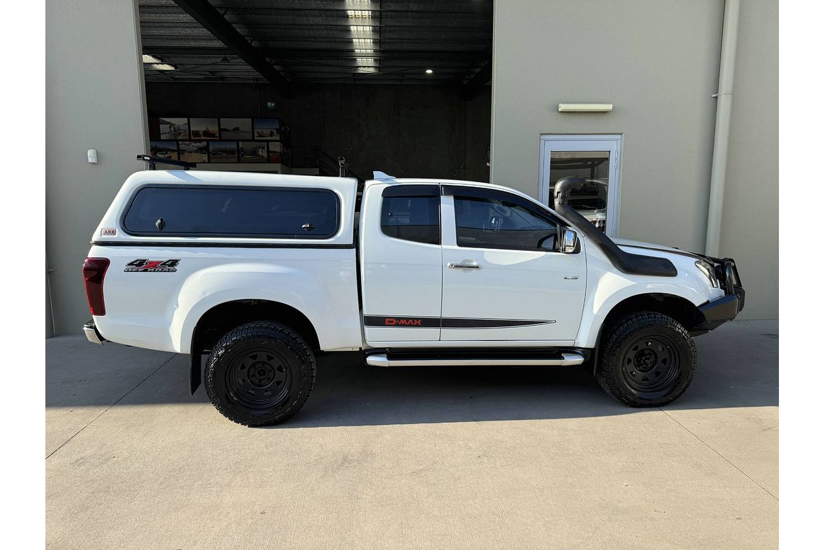 2017 Isuzu D-MAX LS-U 4X4