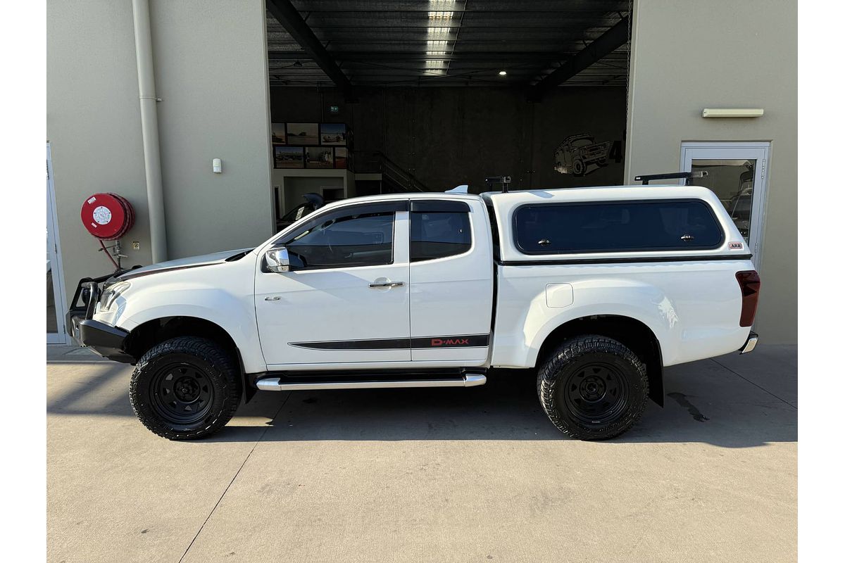 2017 Isuzu D-MAX LS-U 4X4