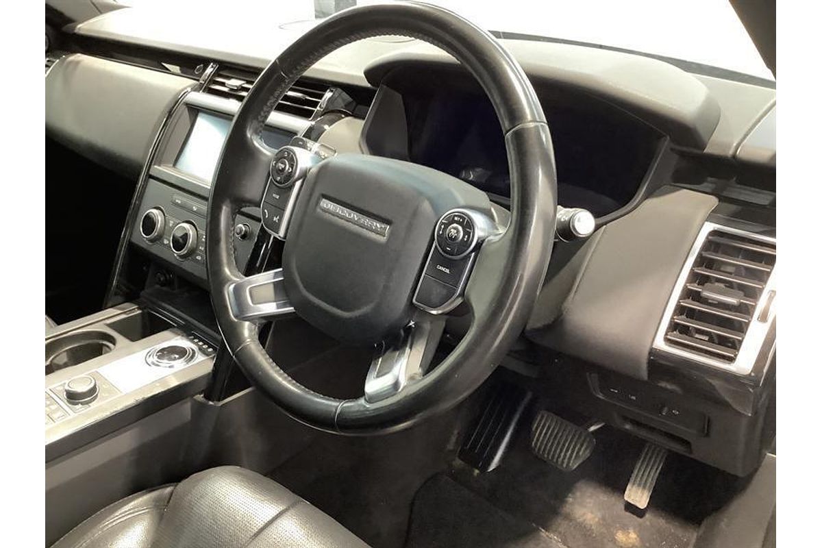 2018 Land Rover Discovery TD6 SE Series 5