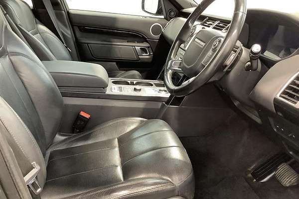 2018 Land Rover Discovery TD6 SE Series 5