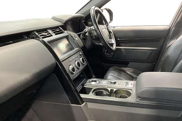 2018 Land Rover Discovery TD6 SE Series 5