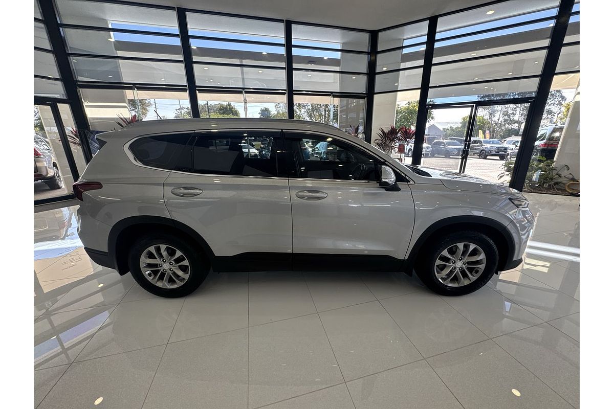 2019 Hyundai Santa Fe Active TM.2