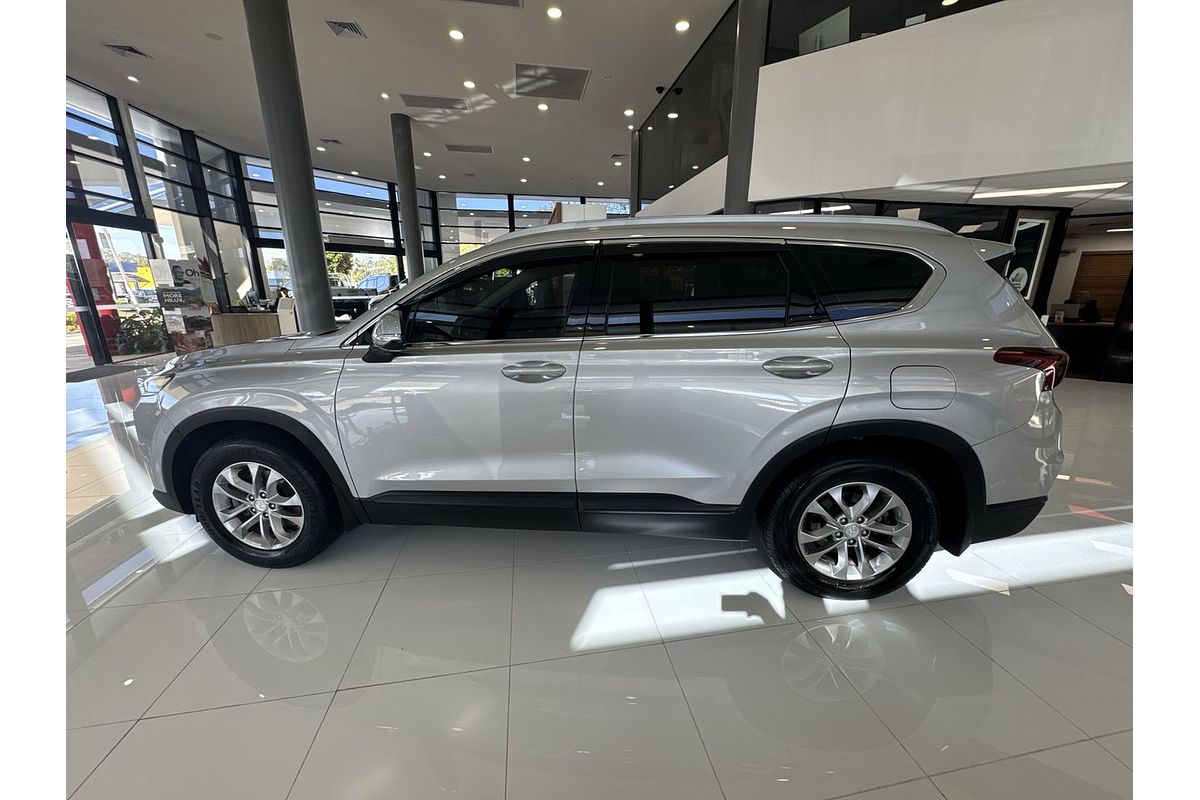 2019 Hyundai Santa Fe Active TM.2