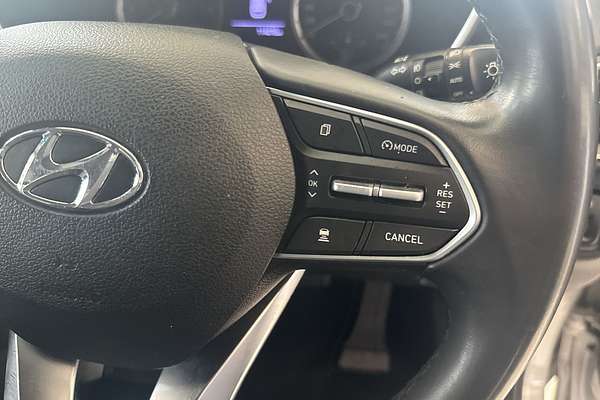 2019 Hyundai Santa Fe Active TM.2