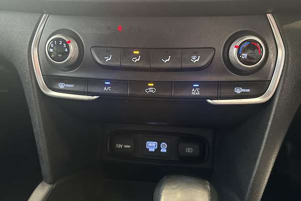 2019 Hyundai Santa Fe Active TM.2