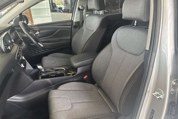 2019 Hyundai Santa Fe Active TM.2