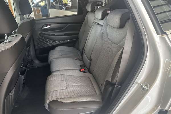 2019 Hyundai Santa Fe Active TM.2