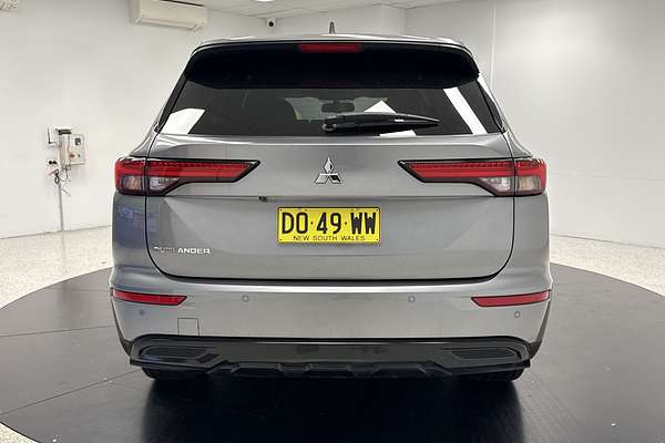 2023 Mitsubishi Outlander Black Edition ZM