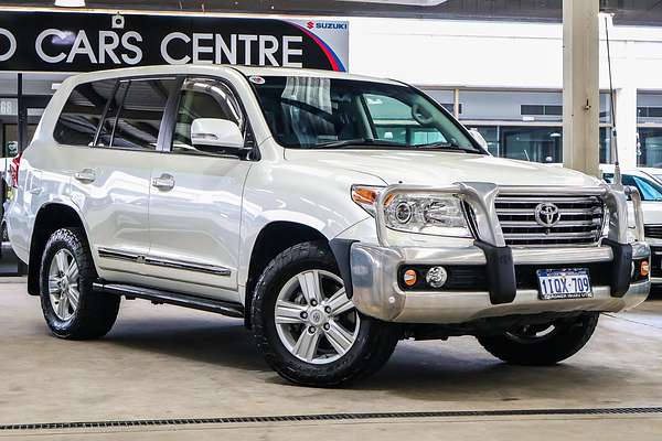 2013 Toyota Landcruiser Sahara VDJ200R