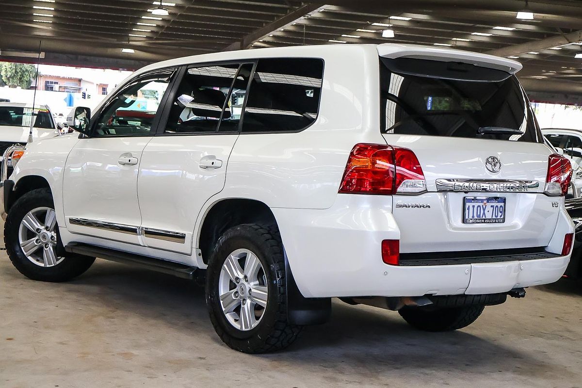 2013 Toyota Landcruiser Sahara VDJ200R