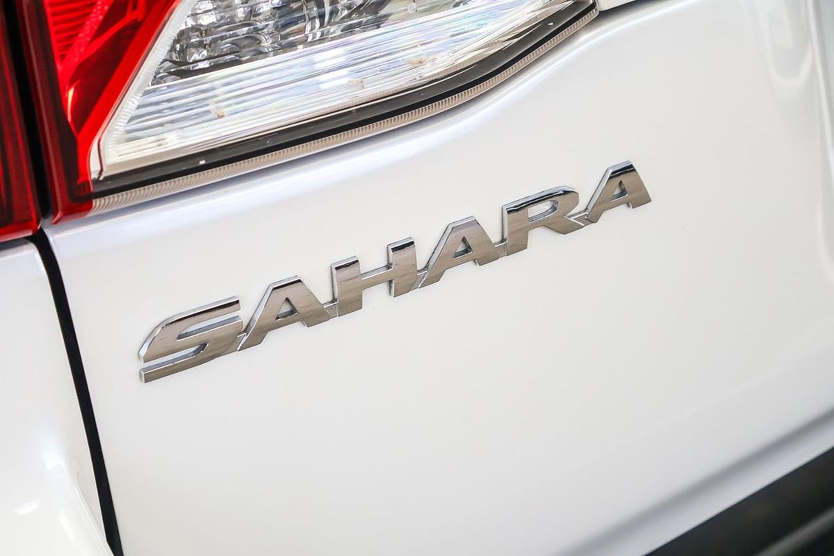 2013 Toyota Landcruiser Sahara VDJ200R