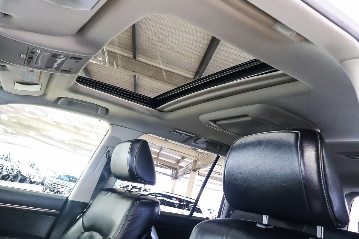 2013 Toyota Landcruiser Sahara VDJ200R