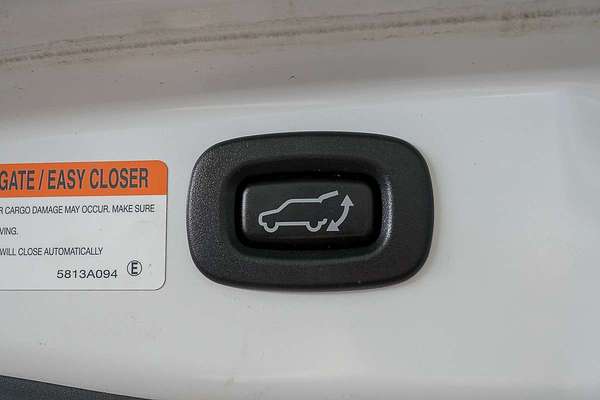 2017 Mitsubishi Outlander Exceed ZK