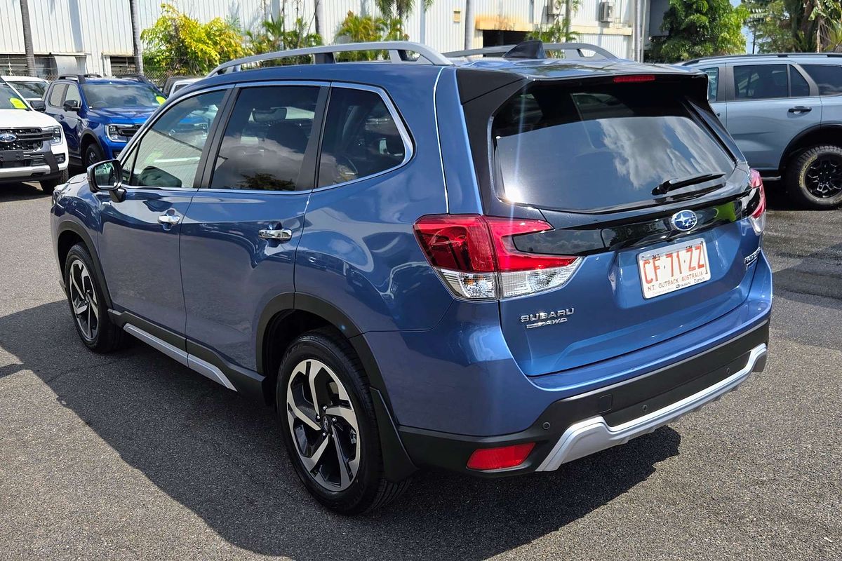 2024 Subaru Forester Hybrid S S5