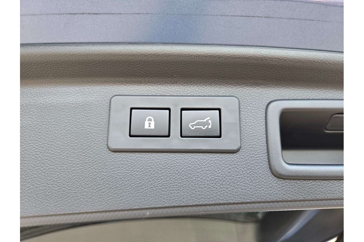 2024 Subaru Forester Hybrid S S5
