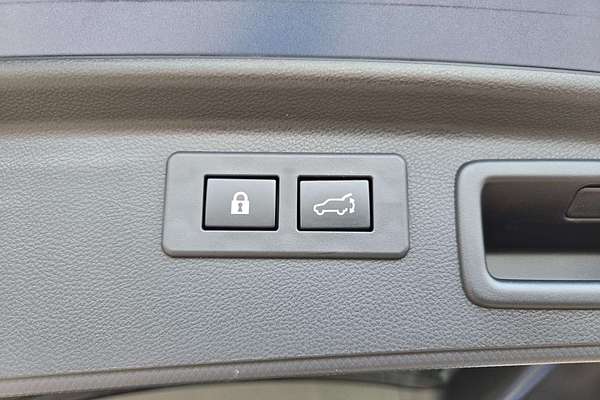 2024 Subaru Forester Hybrid S S5