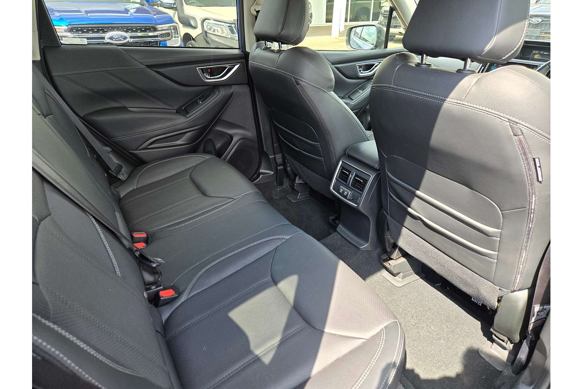 2024 Subaru Forester Hybrid S S5