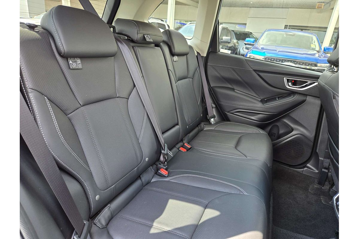 2024 Subaru Forester Hybrid S S5