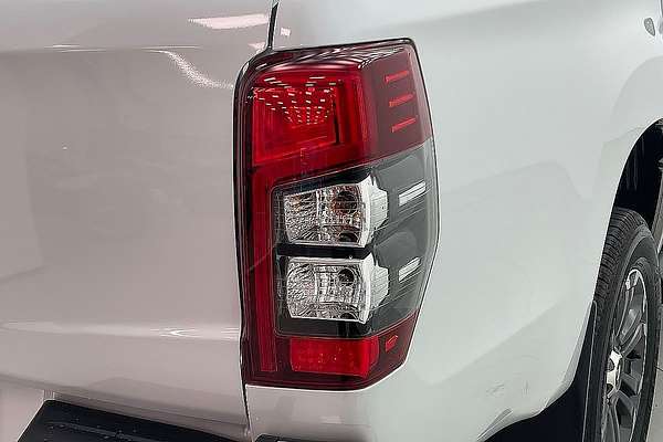 2023 Mitsubishi Triton GLS MR 4X4