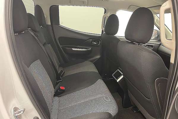 2023 Mitsubishi Triton GLS MR 4X4