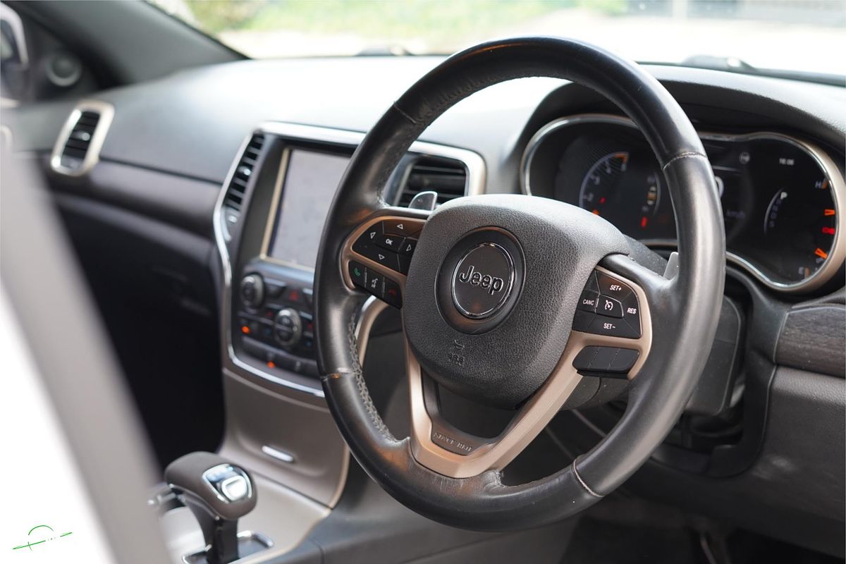 2014 Jeep GRAND CHEROKEE Laredo WK