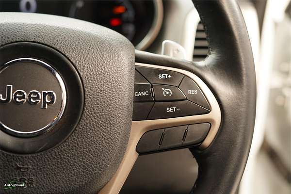 2014 Jeep GRAND CHEROKEE Laredo WK