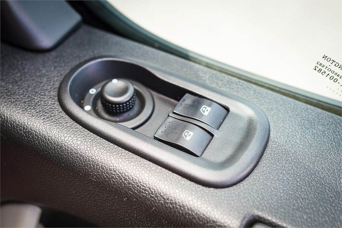 2016 Renault Master MWB MID X62 MY15 (NBI)