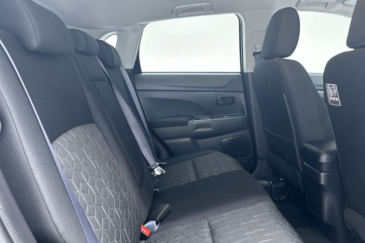 2023 Mitsubishi ASX ES XD