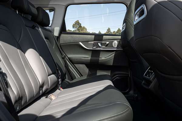 2025 Chery Tiggo 7 Super Hybrid Ultimate T32
