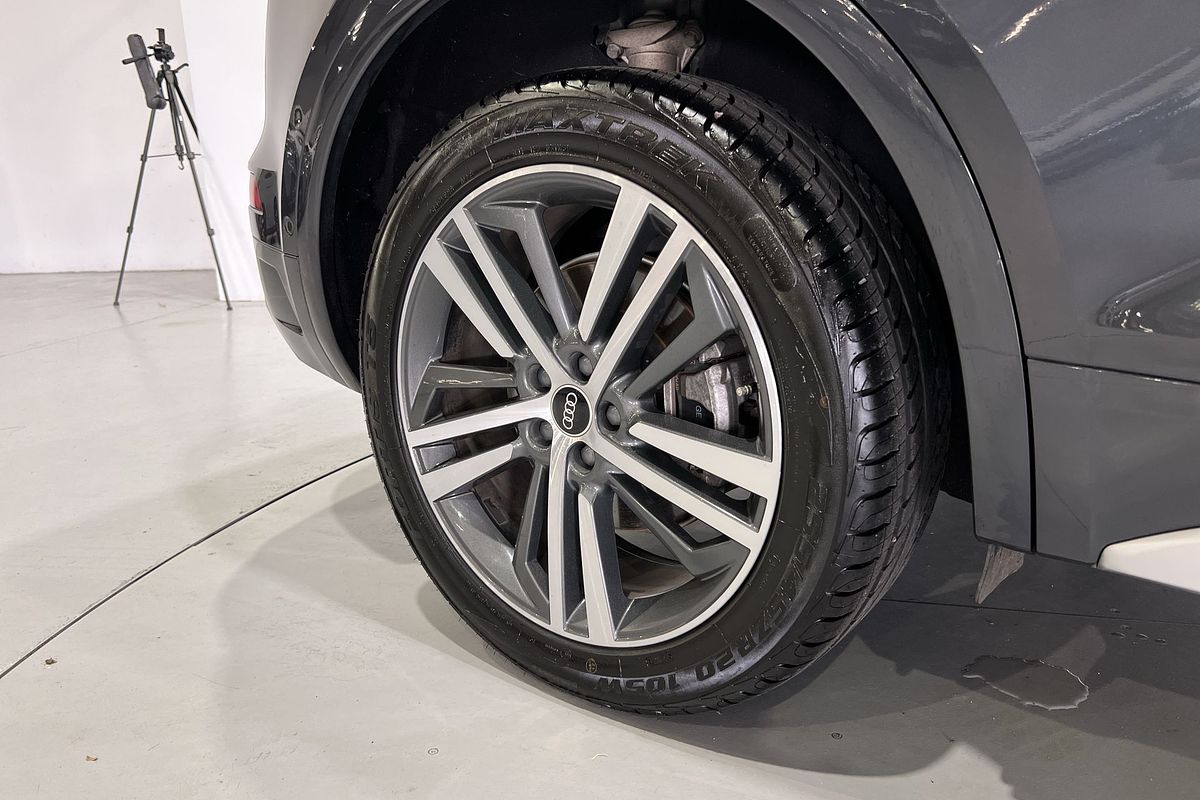 2020 Audi Q5 45 TFSI Sport FY