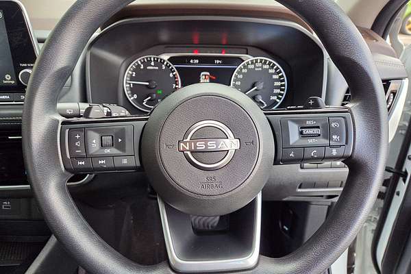 2025 Nissan X-TRAIL ST T33
