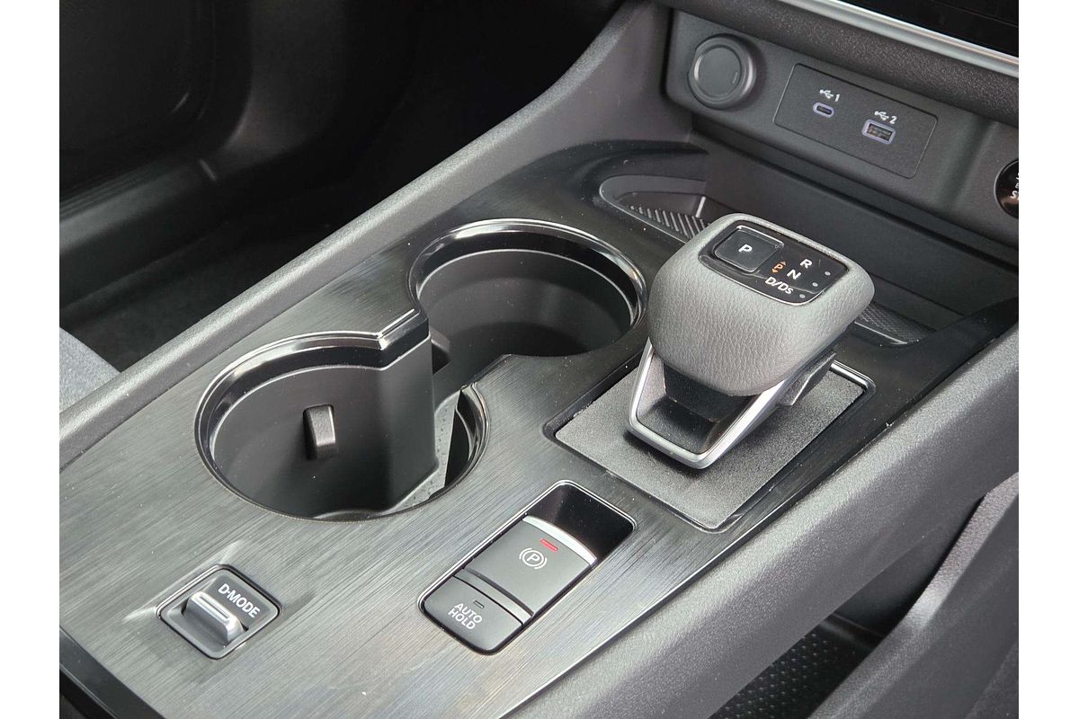 2025 Nissan X-TRAIL ST T33