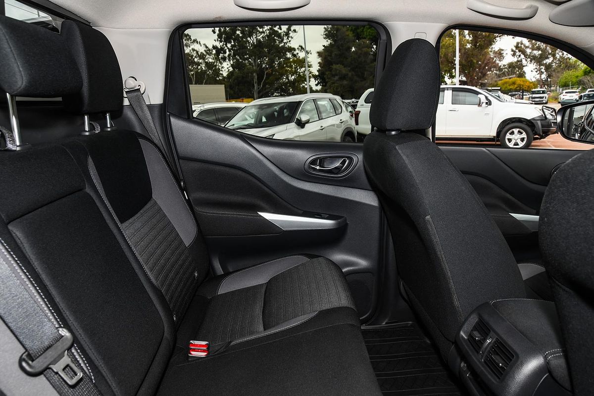 2024 Nissan Navara ST D23 4X4