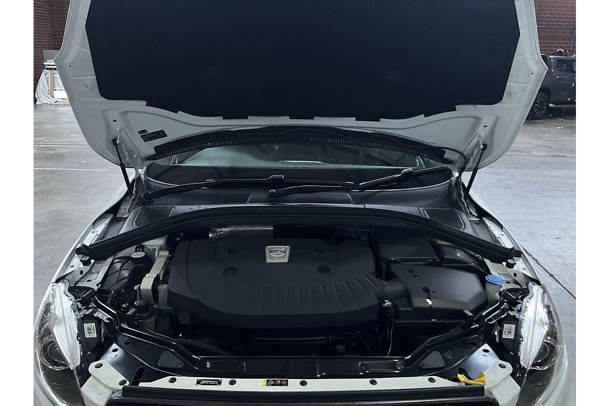 2015 Volvo XC60 D5 R-Design