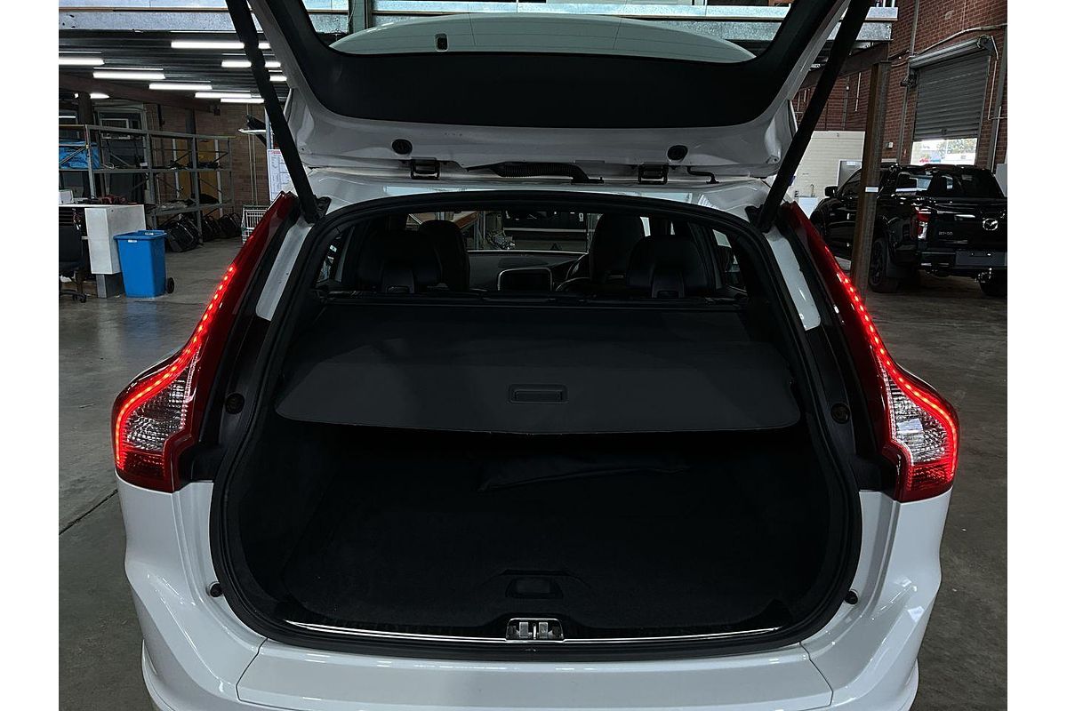 2015 Volvo XC60 D5 R-Design